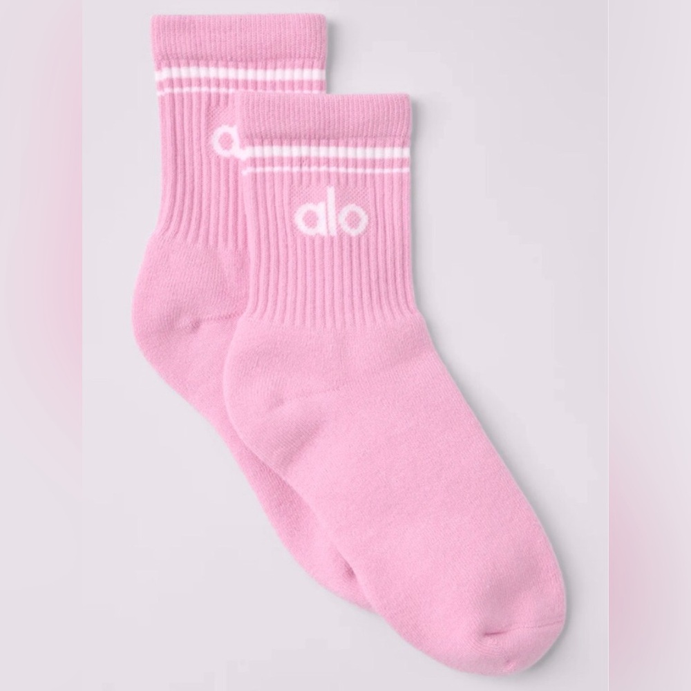 ALO Yoga Throwback half-crew Socks- pink- NEW🔥
